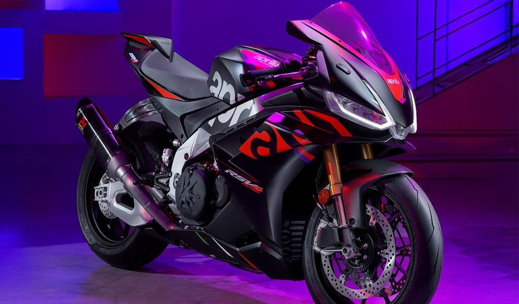 Aprilia Tuono V4: in arrivo un restyling deciso