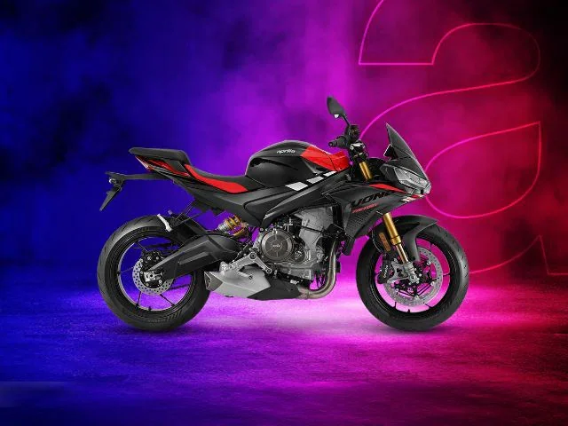 Aprilia Tuono 660 Factory tua con 1.000€ di vantaggi
