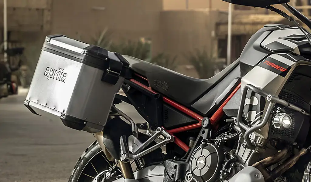 Scegli il meglio per la tua Aprilia con gli accessori ufficiali da Mo.Vi a Torino